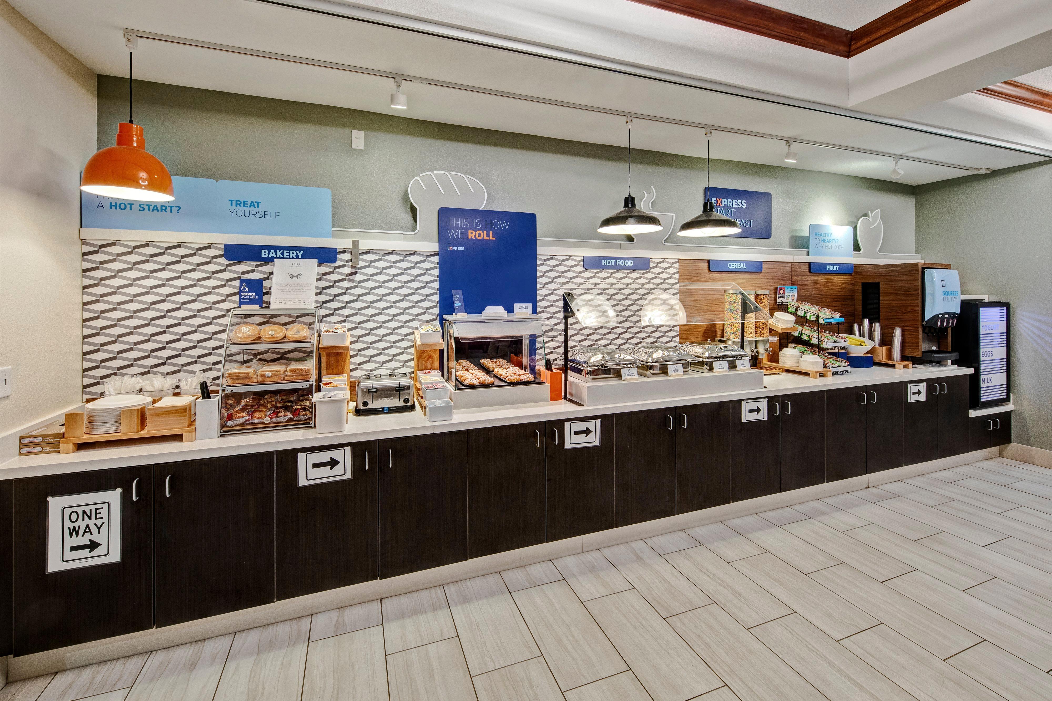 Holiday Inn Express Hotel & Suites Clarksville Esterno foto