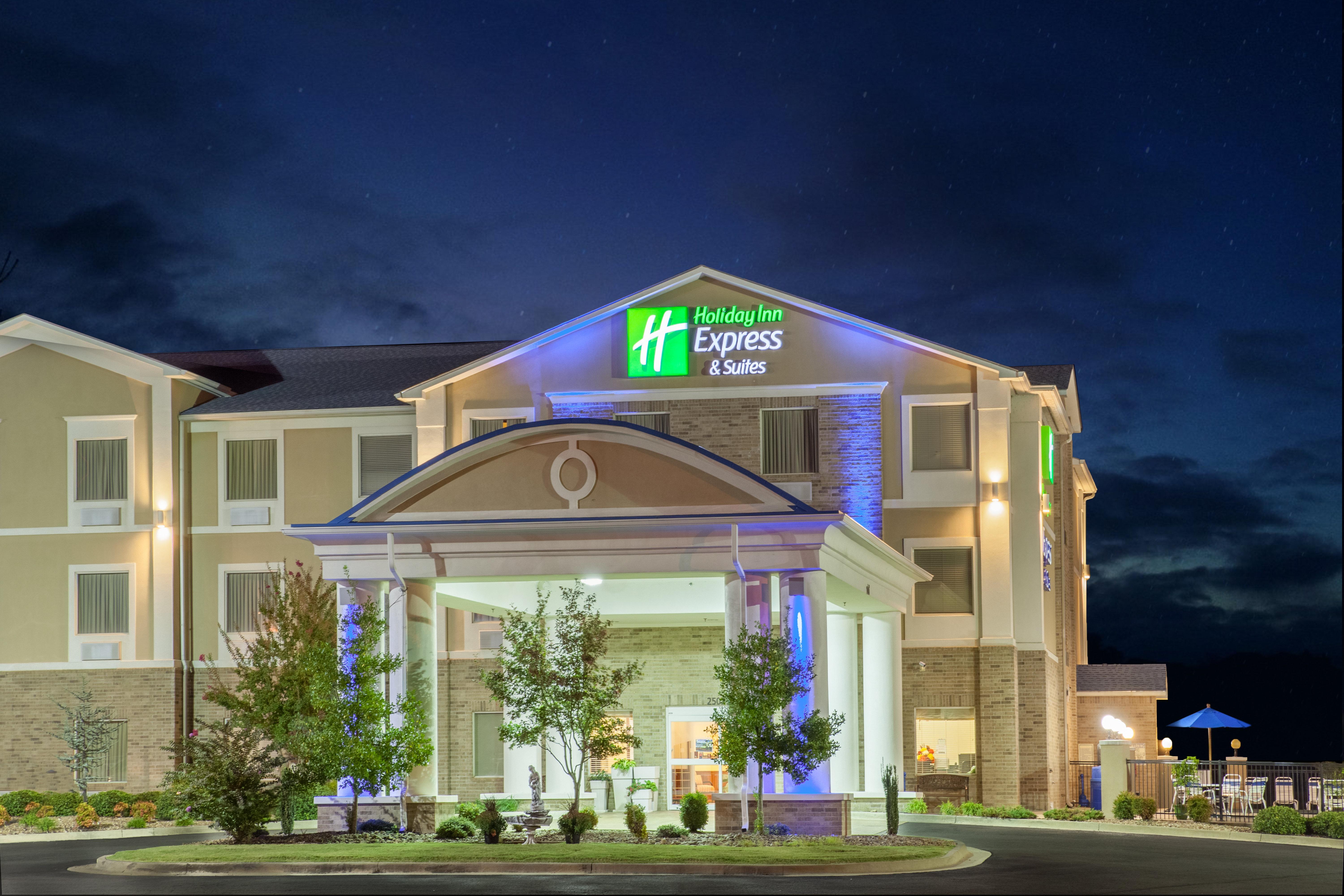 Holiday Inn Express Hotel & Suites Clarksville Esterno foto