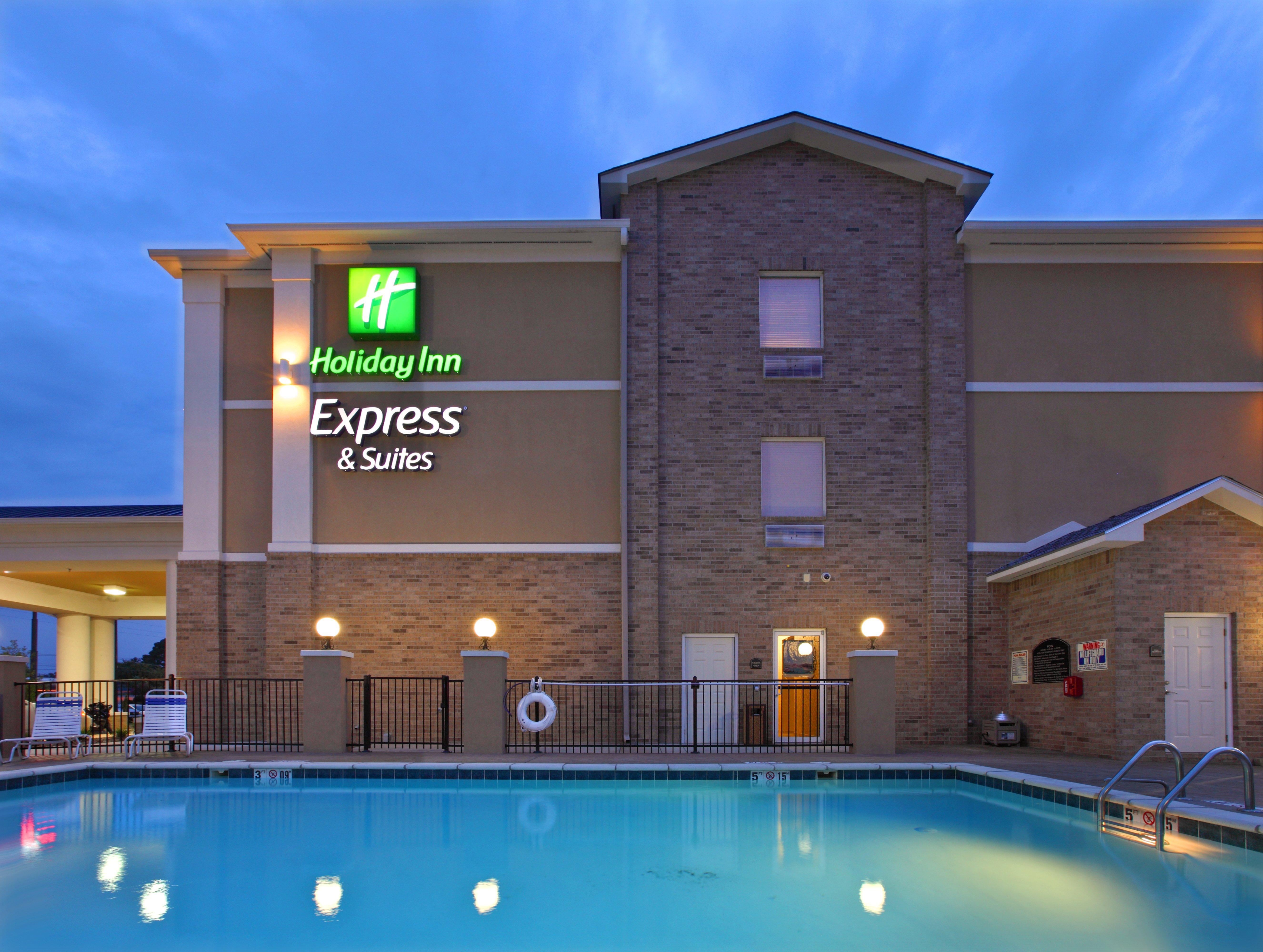 Holiday Inn Express Hotel & Suites Clarksville Esterno foto