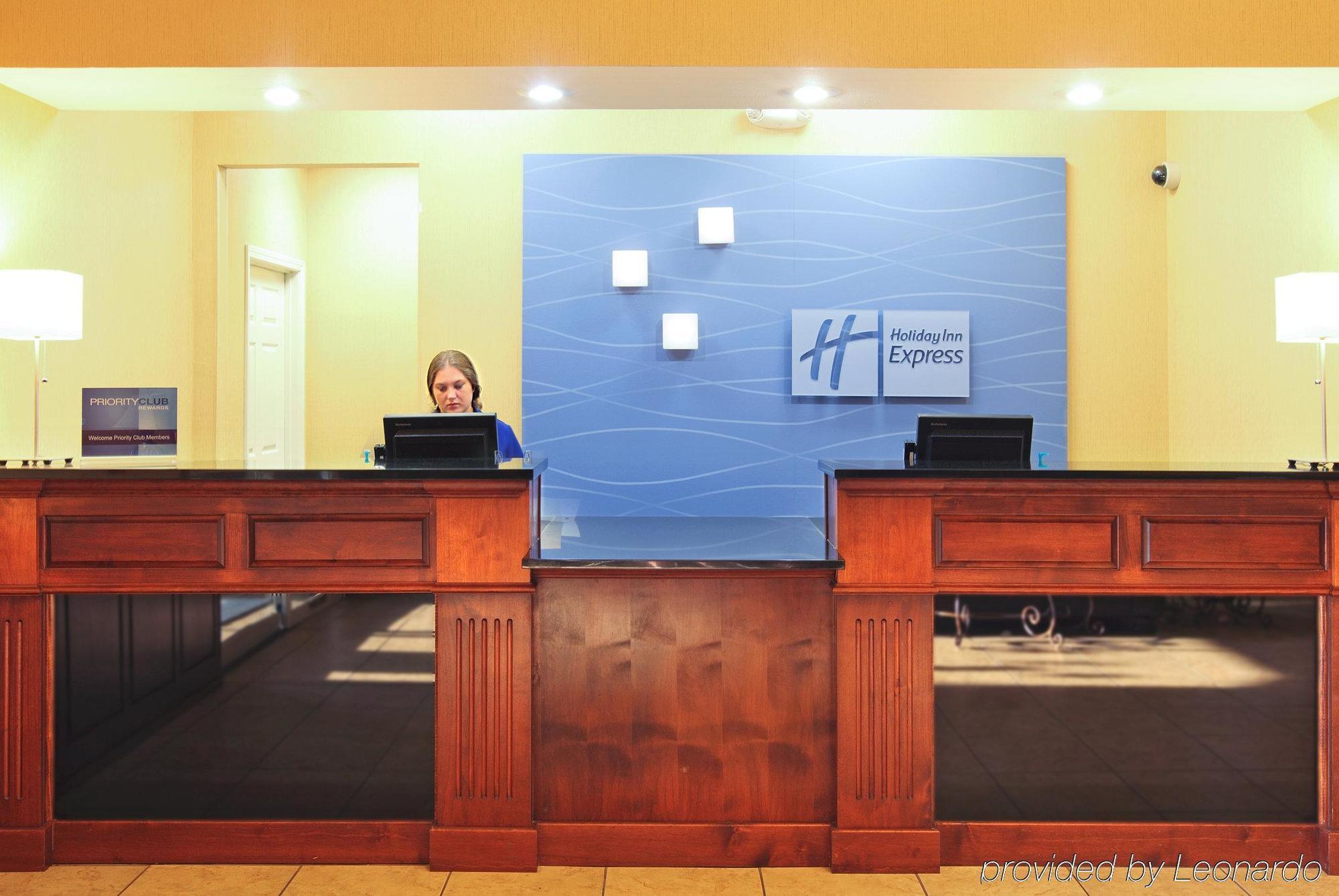 Holiday Inn Express Hotel & Suites Clarksville Esterno foto