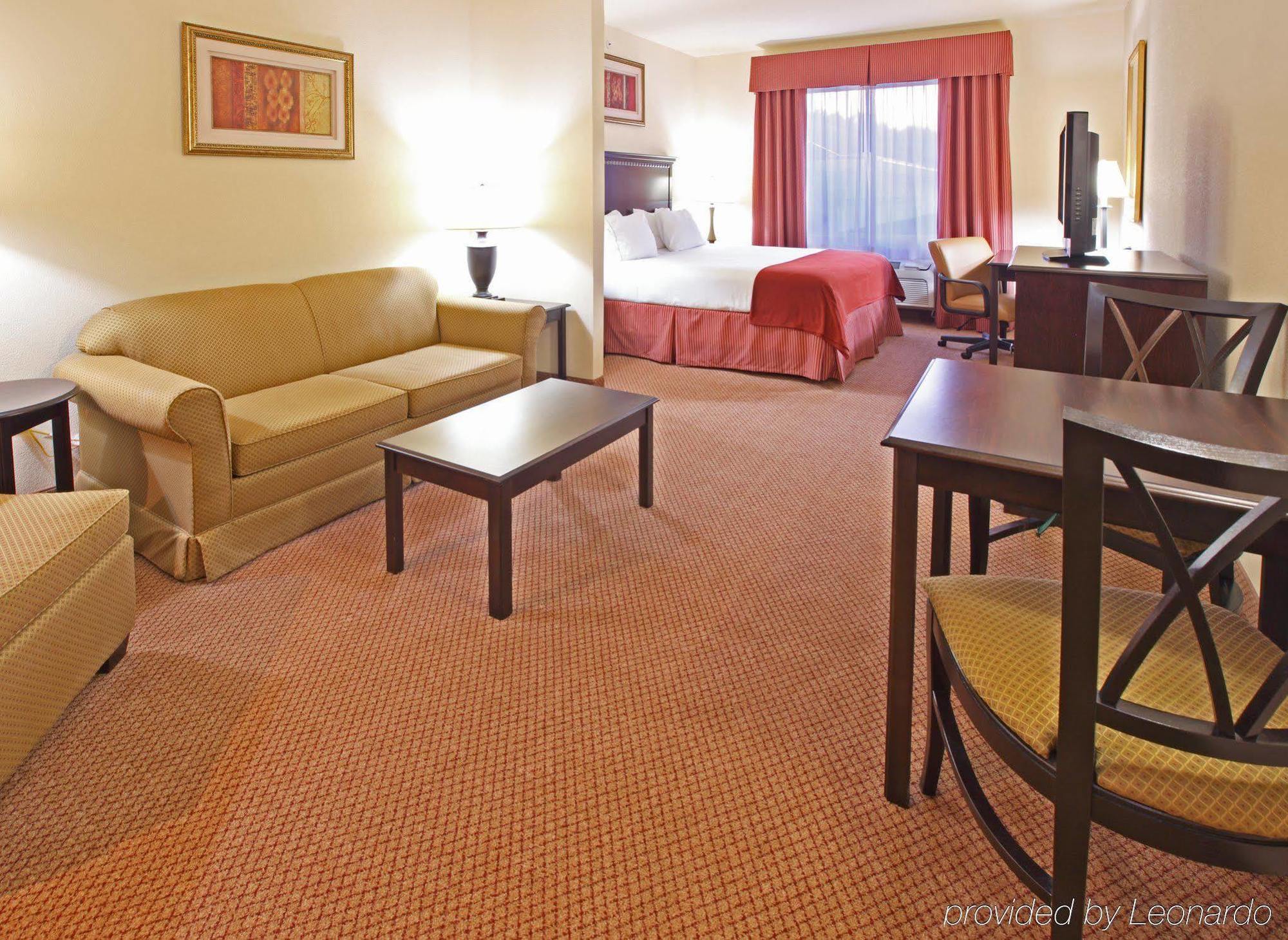 Holiday Inn Express Hotel & Suites Clarksville Esterno foto